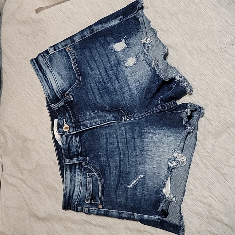KanCan Khloe Mid-rise Distressed Denim Shorts size 29, size 8 women's